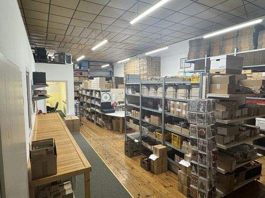 Lager- & Produktionsfläche