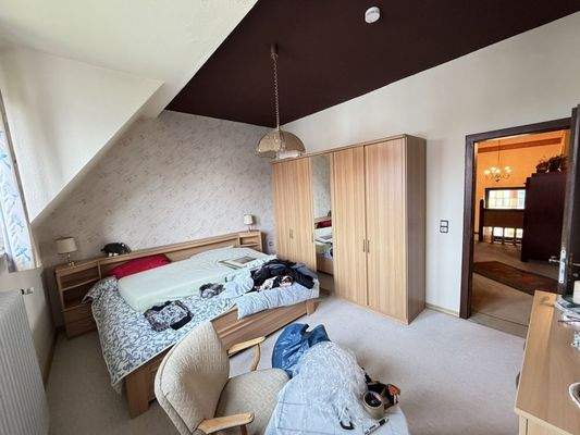 OG Schlafzimmer (5)