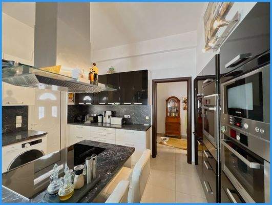 1f7e0cf2a33d4ba89b75f6954e3b992d-original