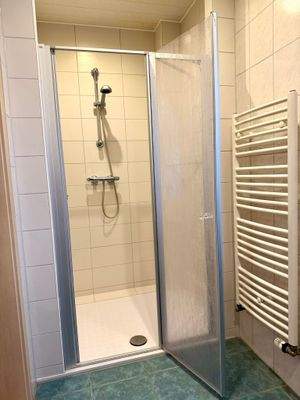 Bad inkl. Dusche im EG