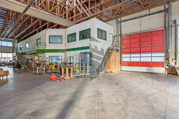 Produktionshalle - Fensterbau