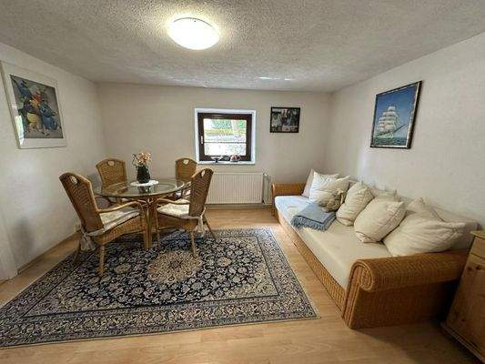 Wohn-, Schlaf-, oder Arbeitszimmer I im Souterrain