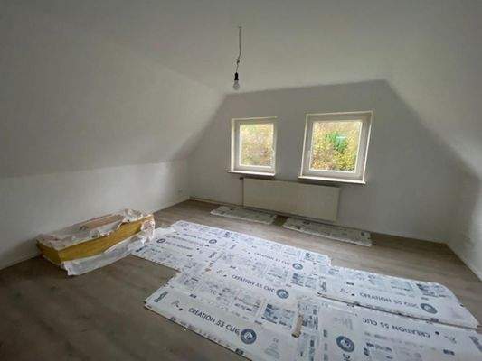 Zimmer OG - Lütt Immobilien - Raisdorf