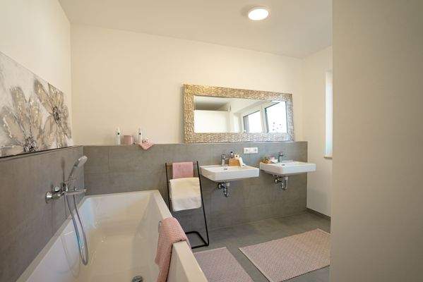 Badezimmer (Musterhaus)