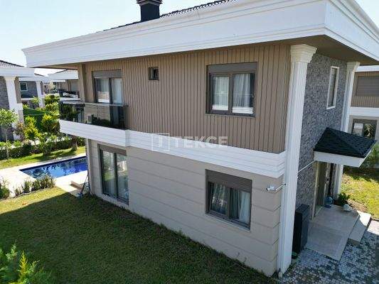 Detached Villa for Sale with Pool in Belek, Antalya