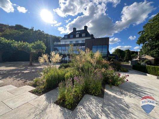 2cd7255b-60be-48df-b553-97683534c0c8