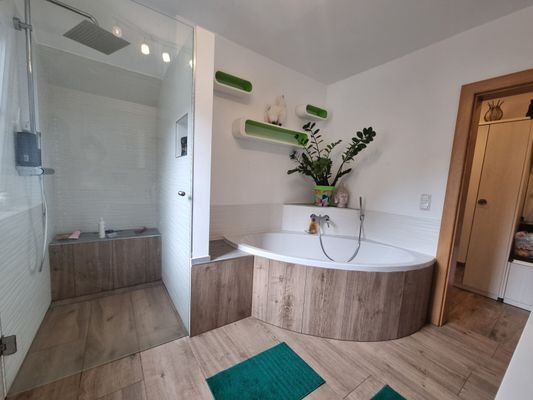   Badezimmer OG1