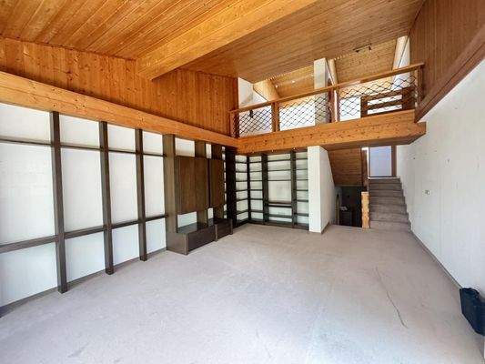 Wohnzimmer mit Galerie