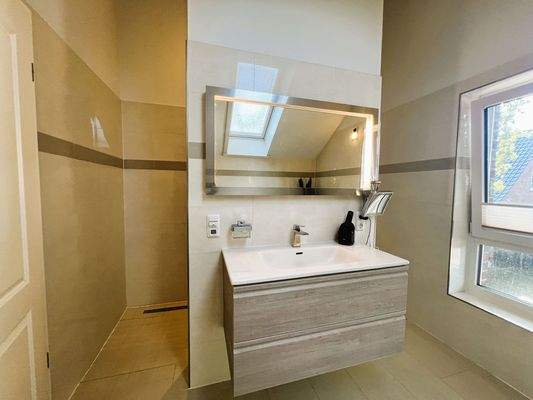 Modernes Bad im OG