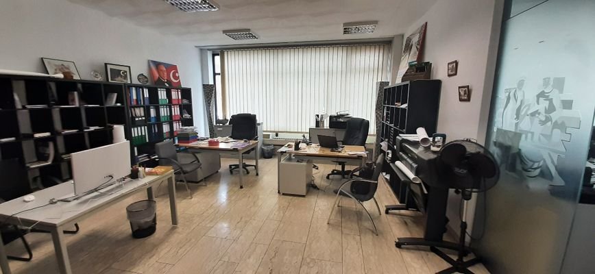 Raum 66qm Büro