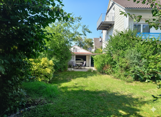 Garten Terrasse zur Whg OG