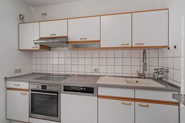 Küche (6,96 m²) ...