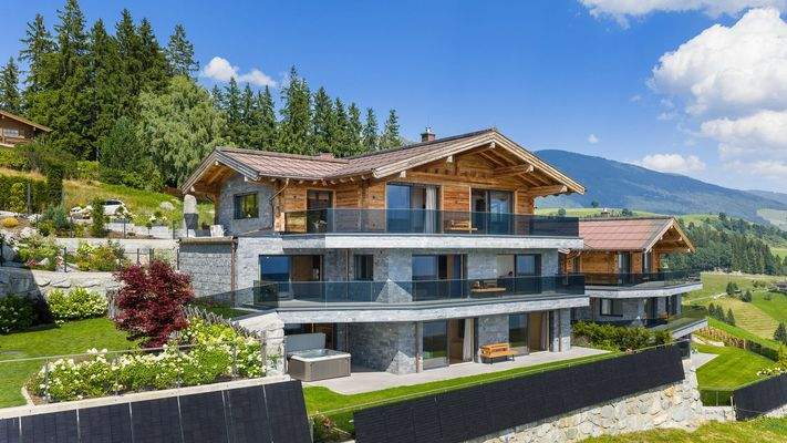 KITZIMMO-Luxusvilla mit Freizeitwohnsitz kaufen - Immobilien Kitzbühel.