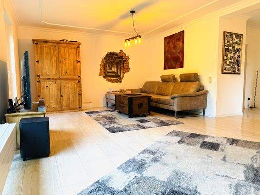 17. Wohn- und Essbereich EG