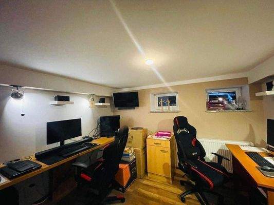 Arbeitszimmer im Souterrain