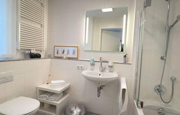 650 Badezimmer Erdgeschoss