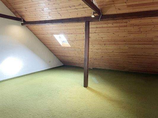 Dachgeschoss ausbaubar