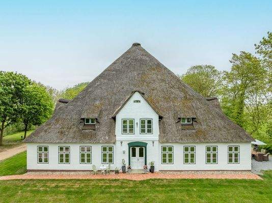 repräsentative Vorderansicht