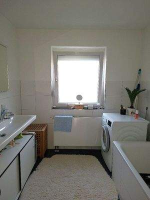 Anschluss für Waschmaschine + Trockner 