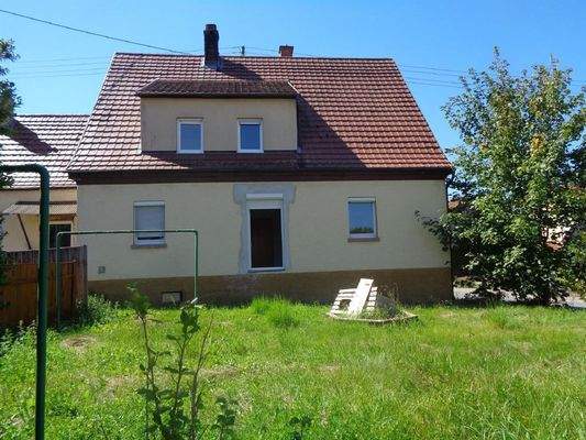 Hausansicht vom Garten