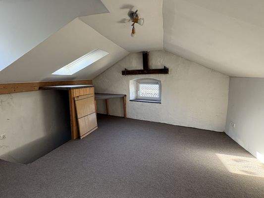 Dachraum mit Zugang Terrasse