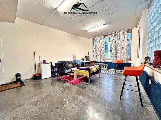 Wohnzimmer / Mehrzweckraum