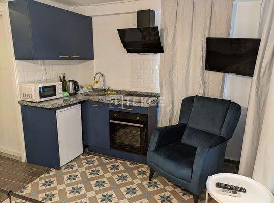 Renovated Building Suitable for Airbnb in Istanbul Fatih