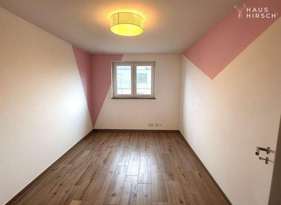 Kinderzimmer / Büro