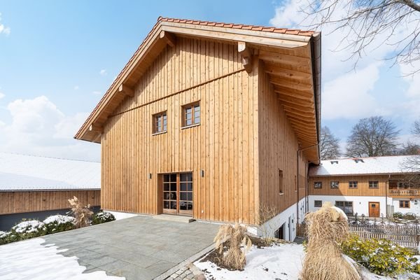 SONNE SATT! Die große Süd-Terrasse mit angelegtem 