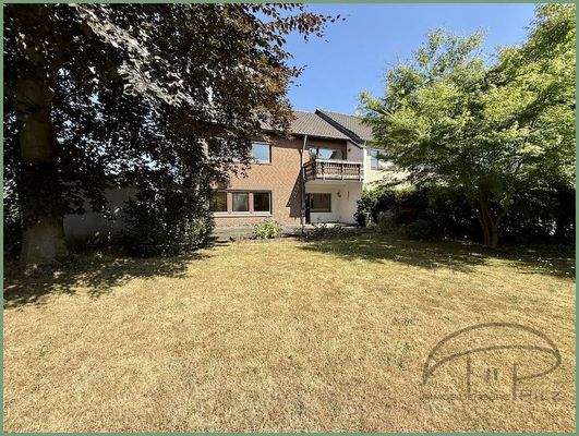 Rückansicht mit Garten