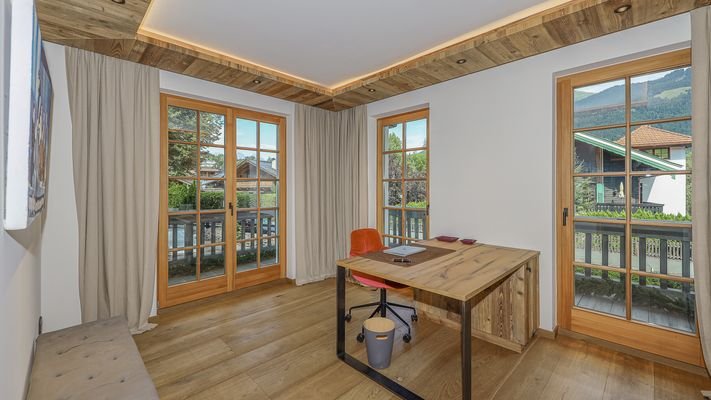 KITZIMMO-Luxuswohnung mit Pool in zentraler Toplage - Immobilien Kitzbühel.