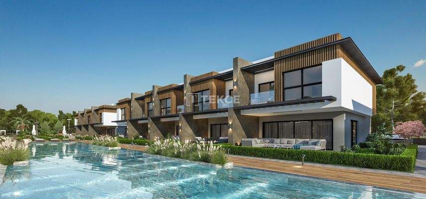 Villas Close to the Sea in a Complex with Pool in Kuşadası Turkey