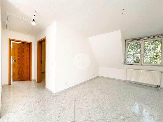 Wohnzimmer ggf. 2. Schlafzimmer.