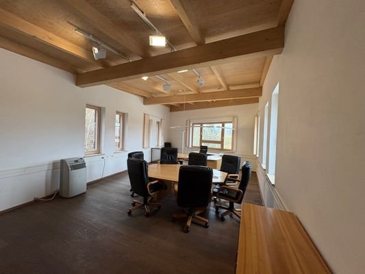 2. OG Büro (2).JPG