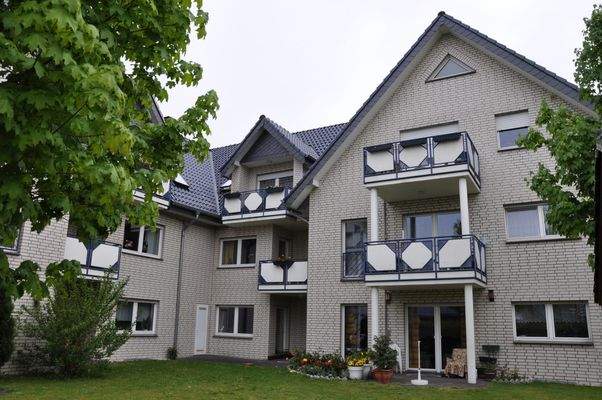 Zweistöckiges Wohngebäude