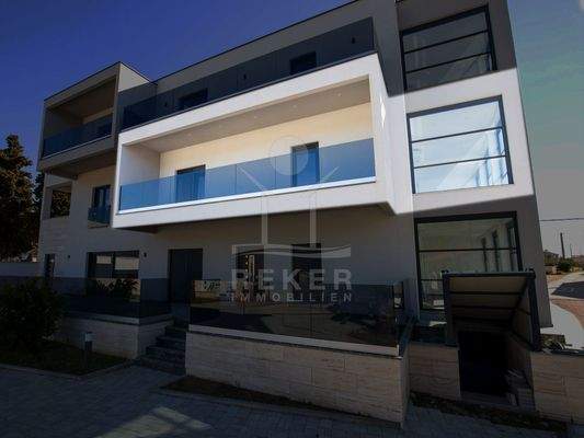 Neubauwohnung nur 50 m vom Meer entfernt