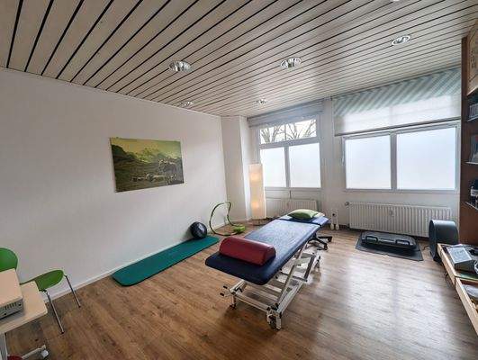 Praxis EG Behandlung2.jpg