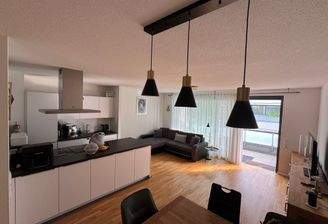 Blick in den Wohn-Essbereich