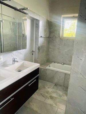 PHOTO-2025-08-28-16-11-00 (18).jpg