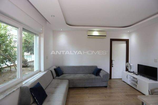 1-Bedroom Furnished Flat Near the Sea in Antalya Konyaalti