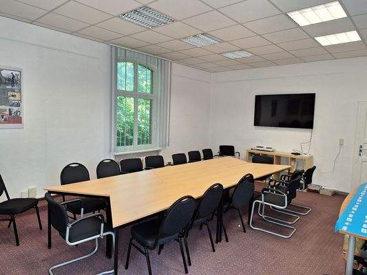 Büro / Versammlung