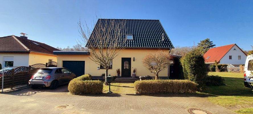 010 Frontfassade.jpg