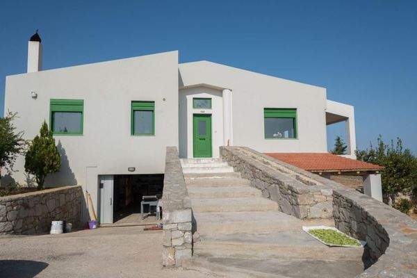 Kreta, Achlada: Luxusvilla im Gebiet Gazi zu verkaufen