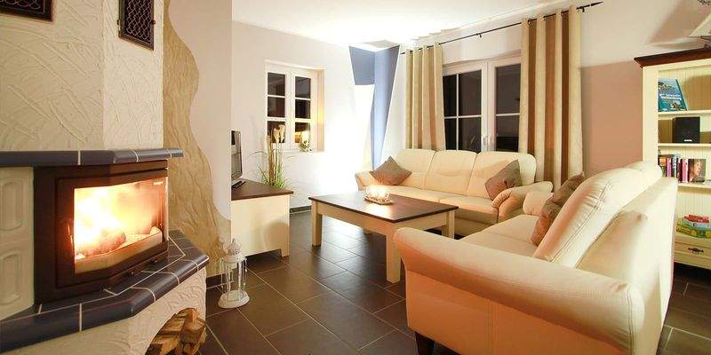 Wohnbereich mit Kamin