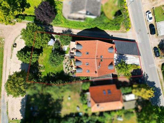 890 m² Grundstücksfläche