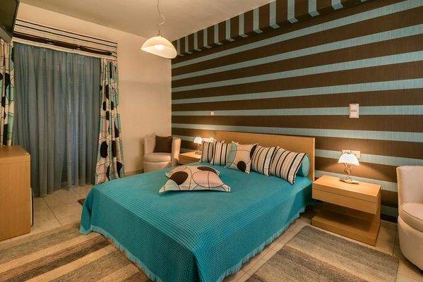 Villa-for-sale-in-Rousospiti-Houses-for-sale-in-Ro