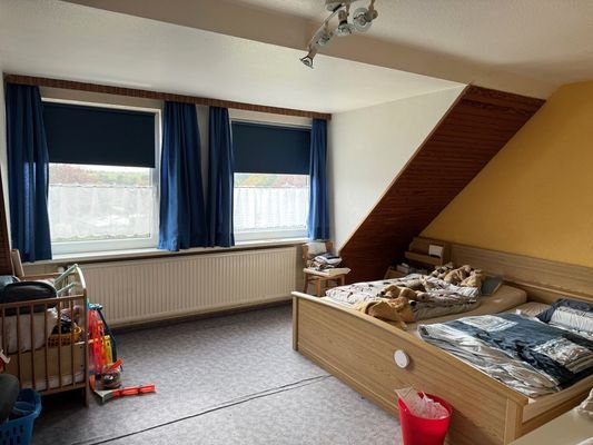 Schlafzimmer im DG