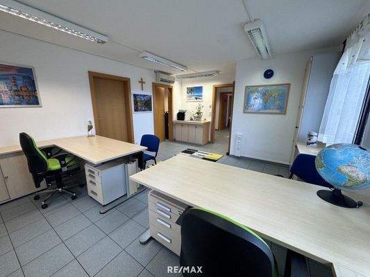 Geschäftshaus Raum 2 