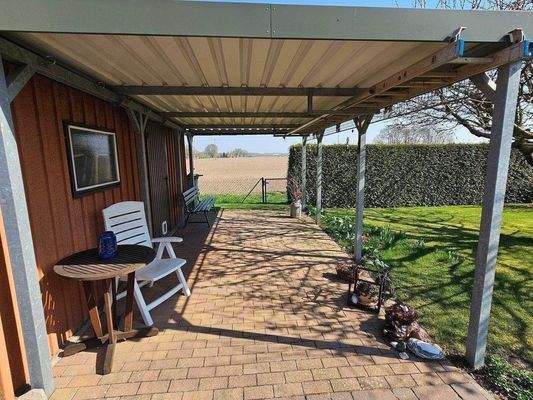 Carport  Freisitz.jpg