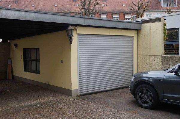 Garage zur Wohnung